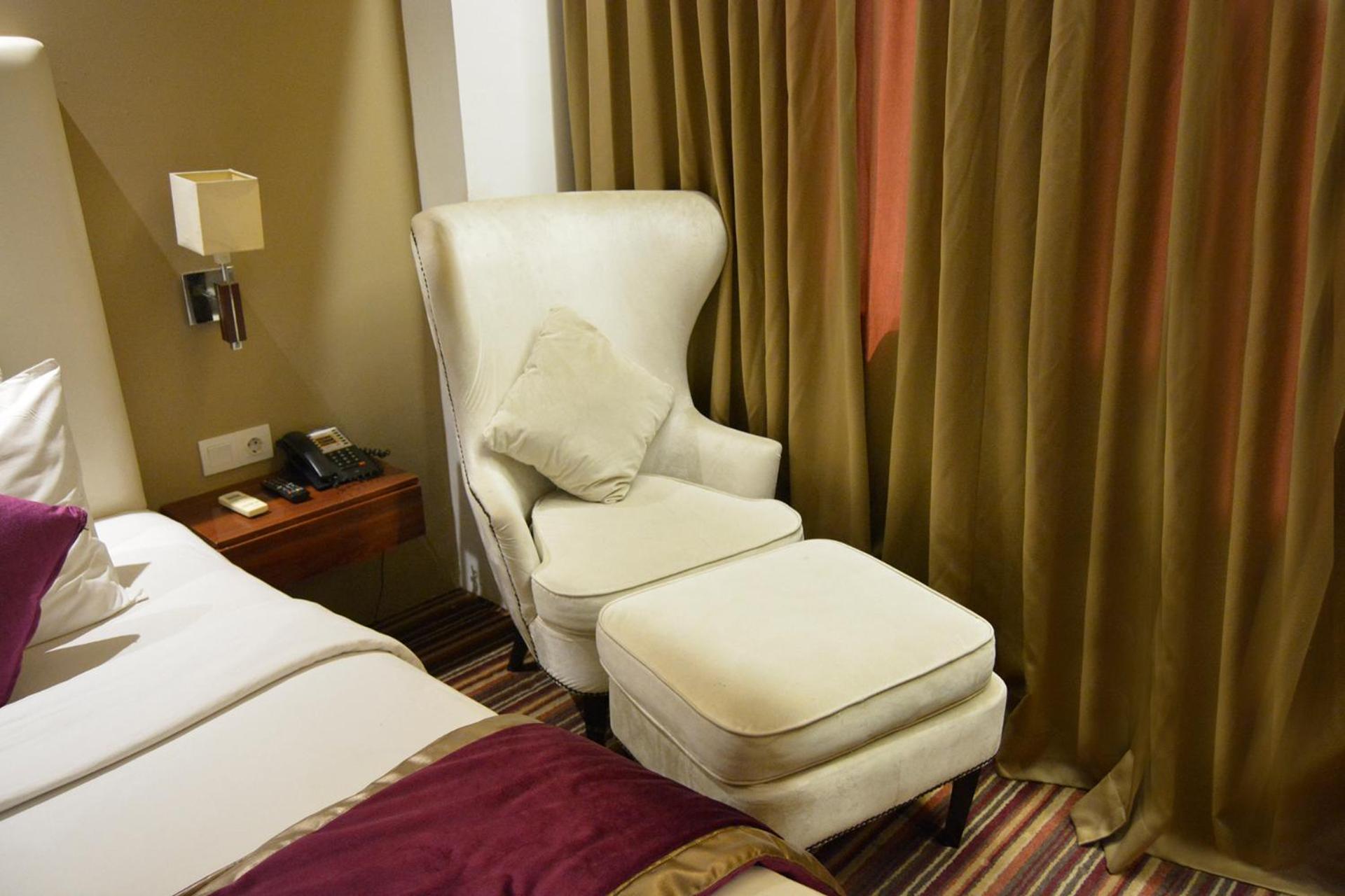 Royal Asnof Hotel Pekanbaru Exterior photo